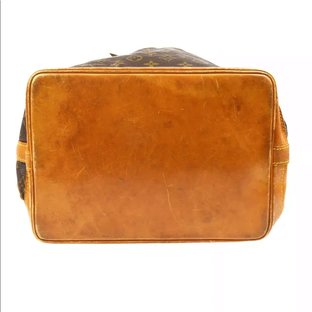 Louis Vuitton Noe Bag - Picture 3 of 10
